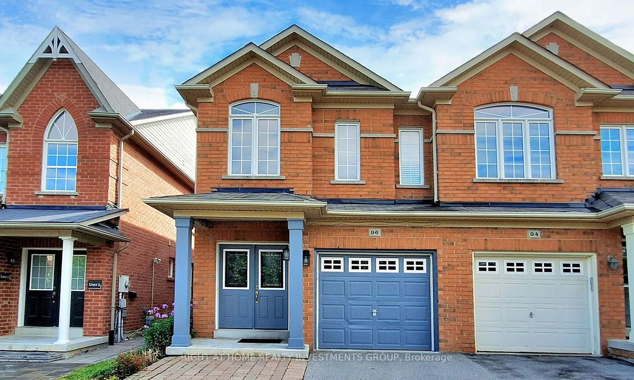 96 Four Seasons Cres, Newmarket, ON L9N 0C4