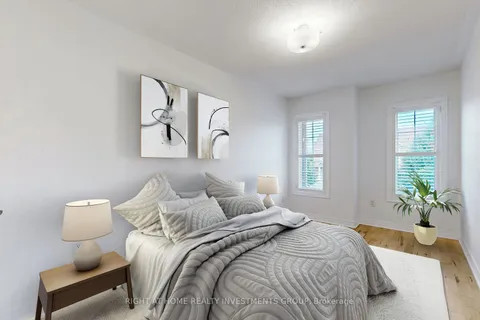 96 Four Seasons Cres, Newmarket, ON L9N 0C4