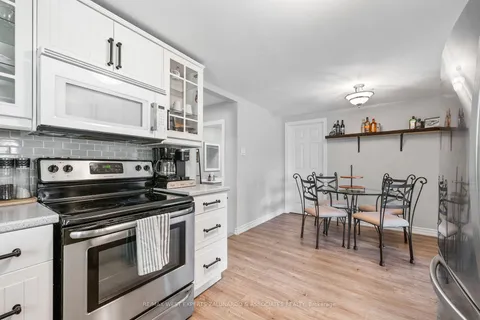 537 Lake Dr, Georgina, ON L4P 1S4