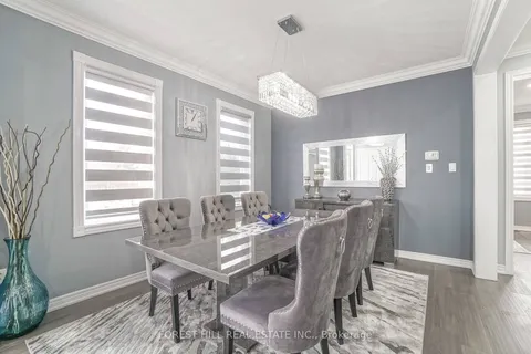 2 Reindeer Cres, Vaughan, ON L4H 2E9