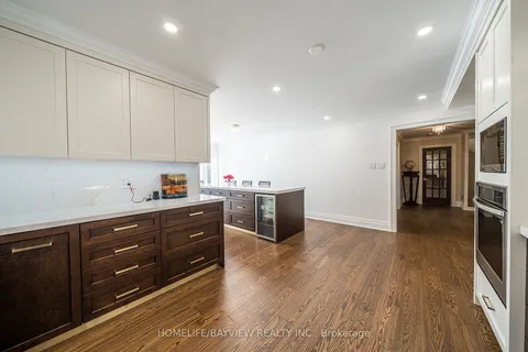 583 Velmar Dr, Vaughan, ON L4L 8H7