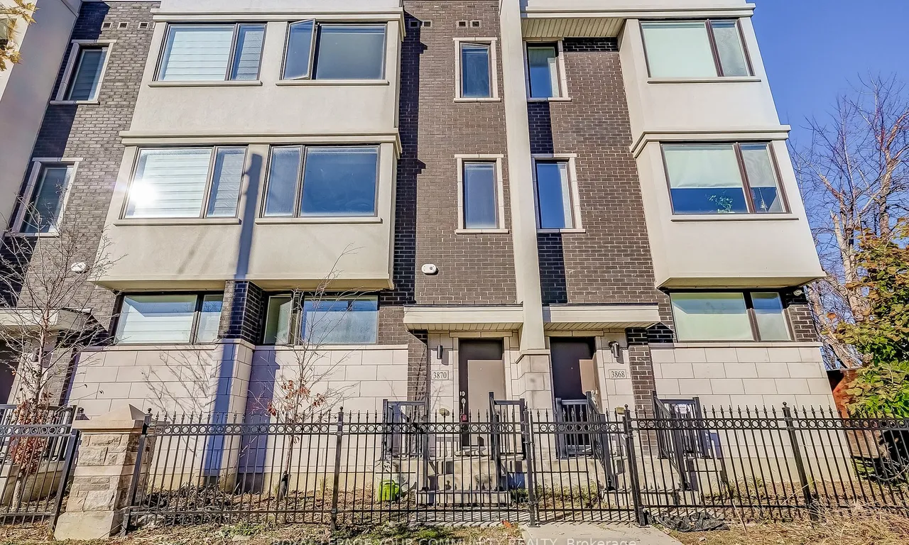 3870 Major Mackenzie Dr, Vaughan, ON L4H 4R2