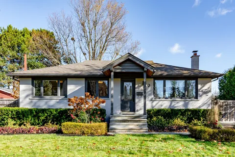 9 Hazelbury Dr, King, ON L0G 1N0