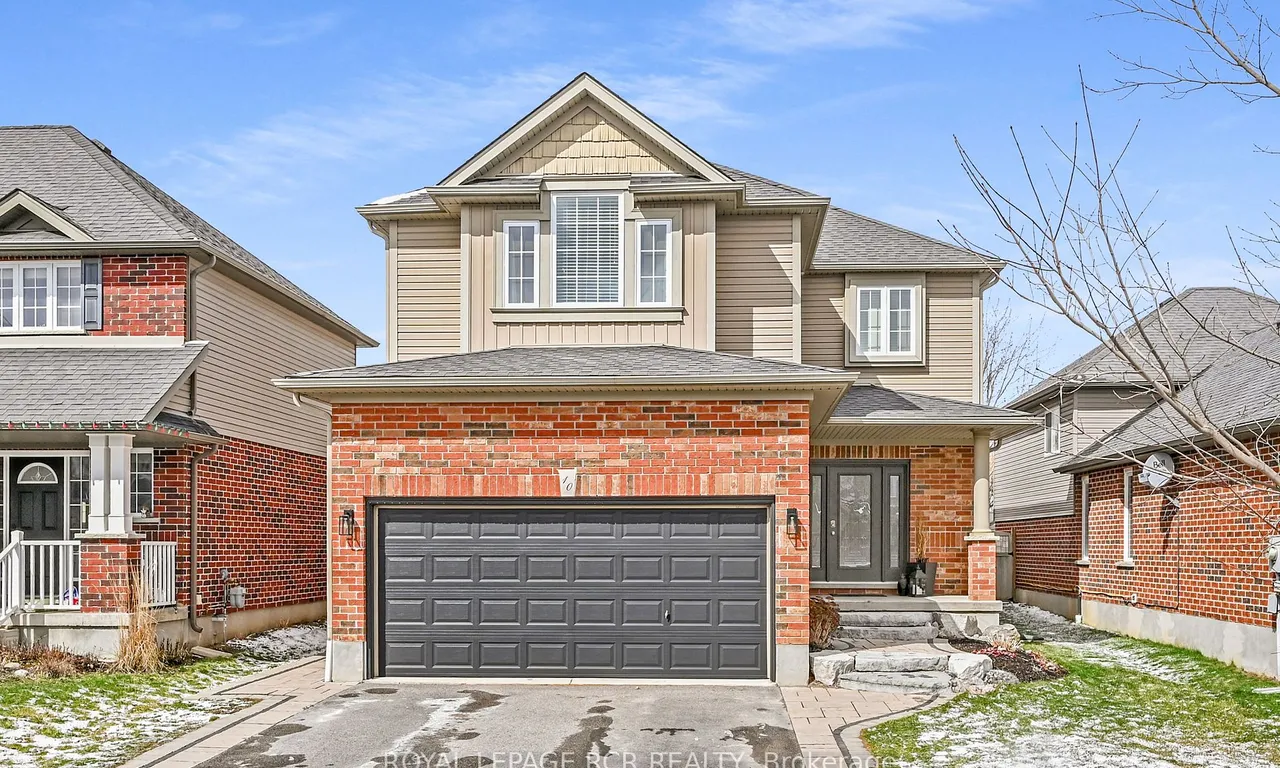 10 Irwin Cres, New Tecumseth, ON L9R 0G7