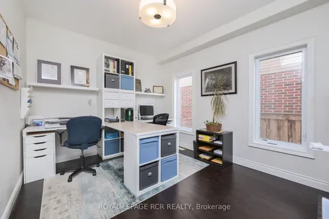 10 Irwin Cres, New Tecumseth, ON L9R 0G7