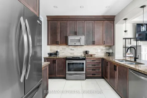 42 Wells Orchard Cres, King, ON L7B 0C6