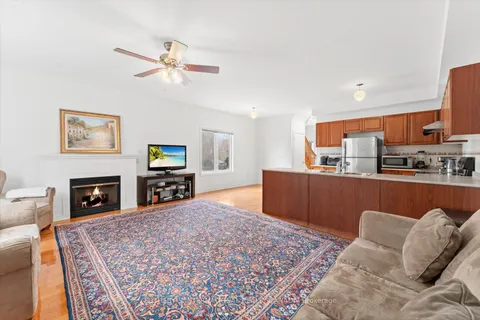56 North Lake Rd, Richmond Hill, ON L4E 0G5