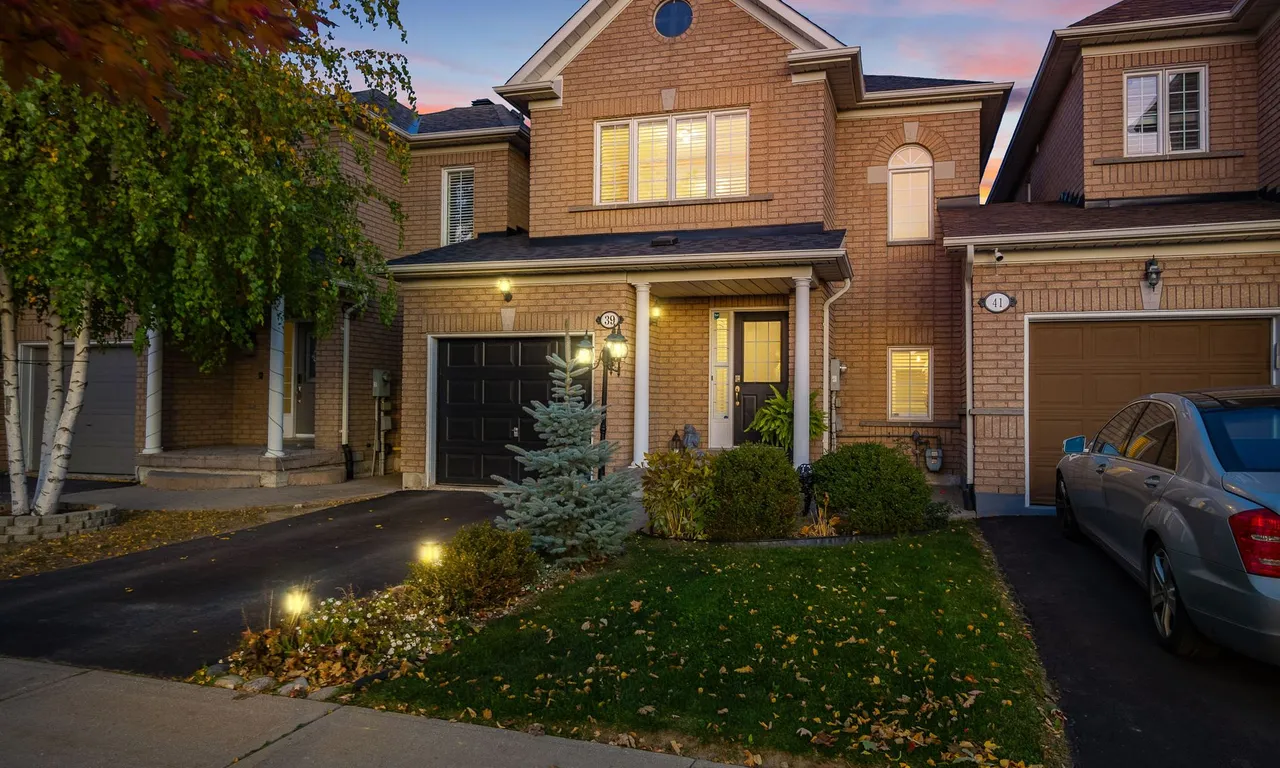 39 Walkview Cres, Richmond Hill, ON L4E 4H5