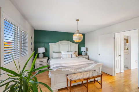 39 Walkview Cres, Richmond Hill, ON L4E 4H5