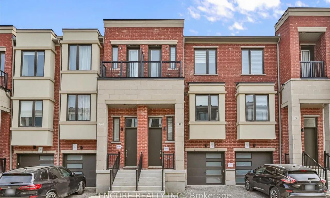 41 Aberfoyle St, Vaughan, ON L6A 5C4
