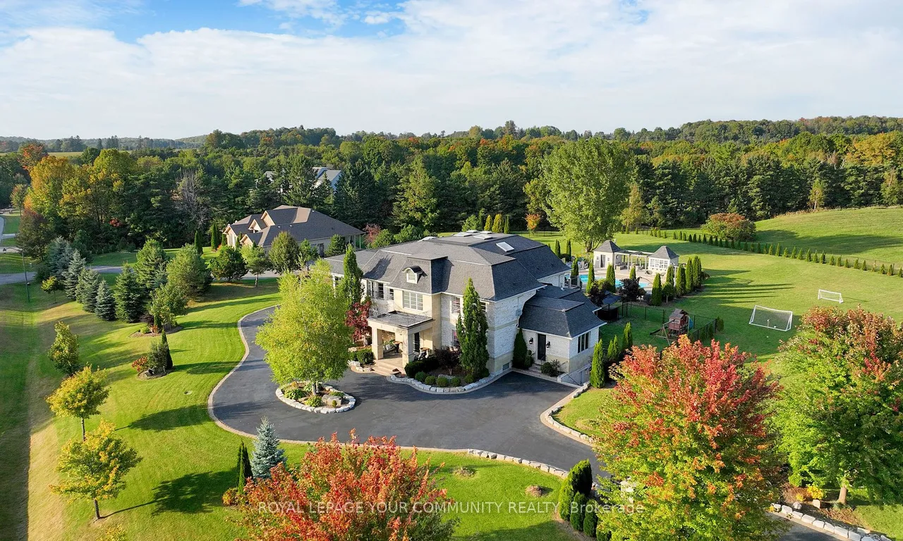 111 Lake Woods Dr, Whitchurch-Stouffville, ON L4A 1P1