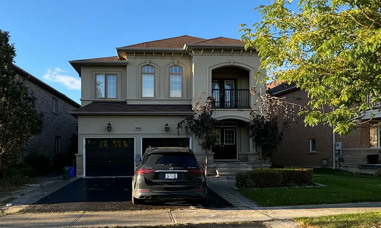 150 Peak Point Blvd, Vaughan, ON L6A 0C1