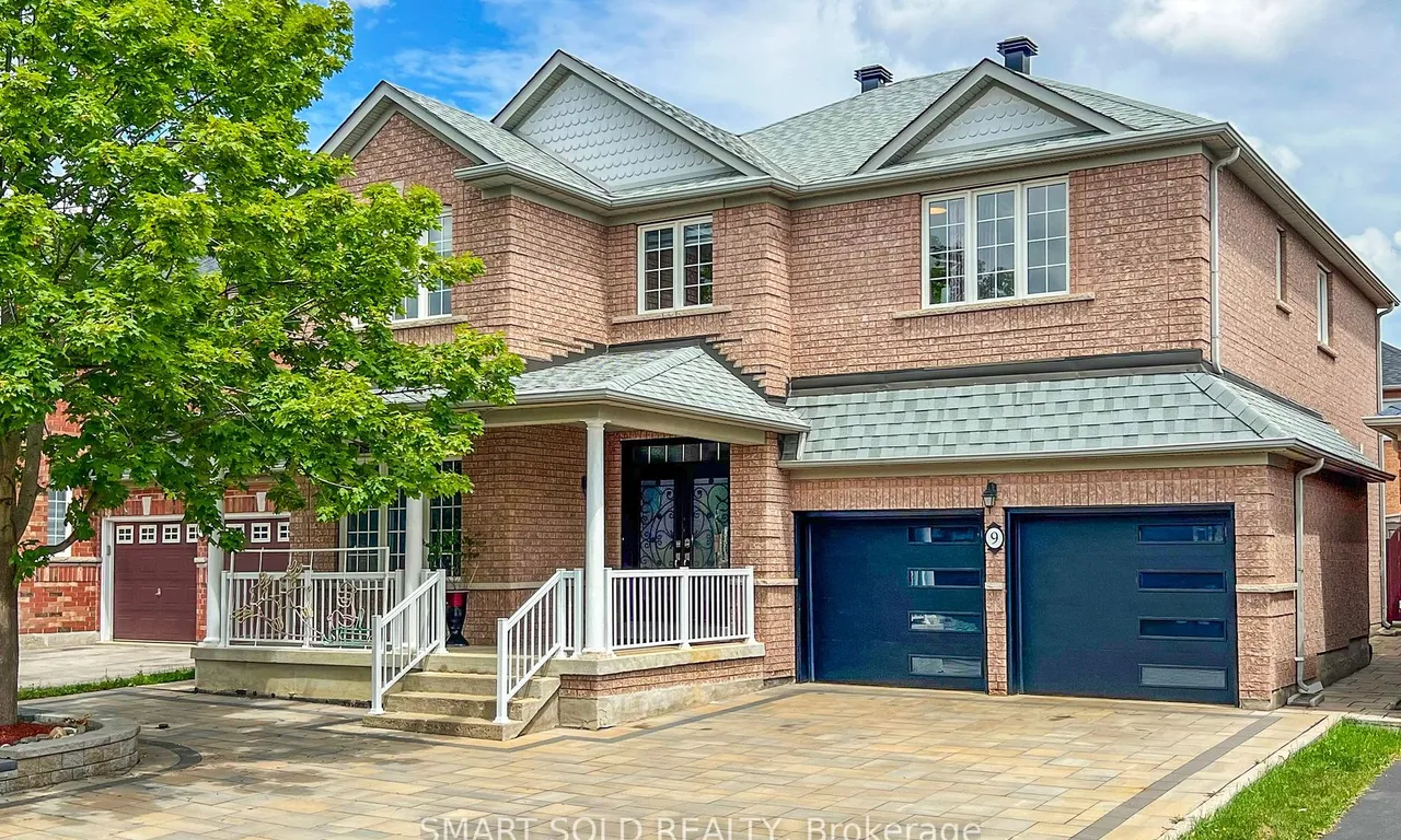 9 Casa Nova Dr, Vaughan, ON L4H 2Z9