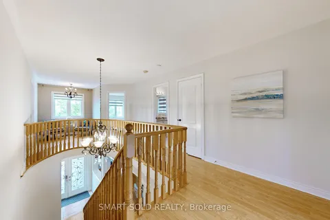 9 Casa Nova Dr, Vaughan, ON L4H 2Z9