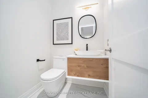 41 Causland Lane, Richmond Hill, ON L4S 0A6