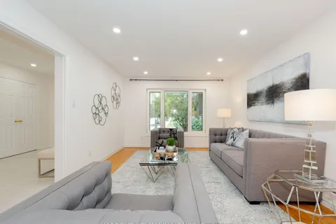 83 Luba Ave, Richmond Hill, ON L4S 1G6
