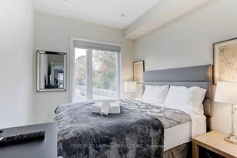 15 Ingersoll Lane, Richmond Hill, ON L4E 1G9