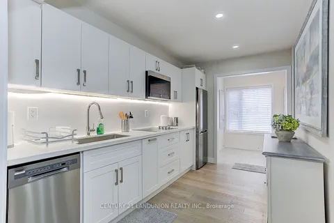 15 Ingersoll Lane, Richmond Hill, ON L4E 1G9