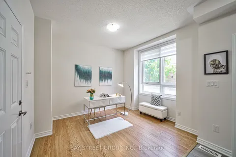 86 Chicago Lane, Markham, ON L6E 0V6