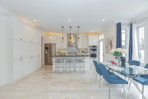 59 Frederick Pearson St, East Gwillimbury, ON L9N 0R8