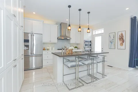 59 Frederick Pearson St, East Gwillimbury, ON L9N 0R8