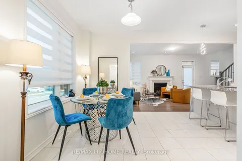 1 Frederick Roman Ave, Markham, ON L6C 3R7