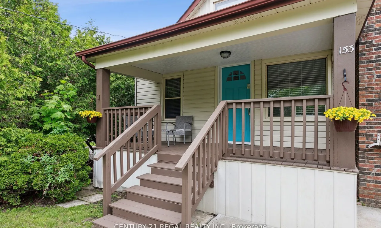 153 Clarence St, Vaughan, ON L4L 1L4