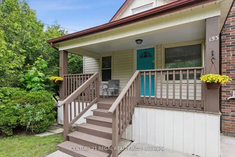 153 Clarence St, Vaughan, ON L4L 1L4