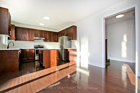 1115 Grainger Tr, Newmarket, ON L3X 0G7