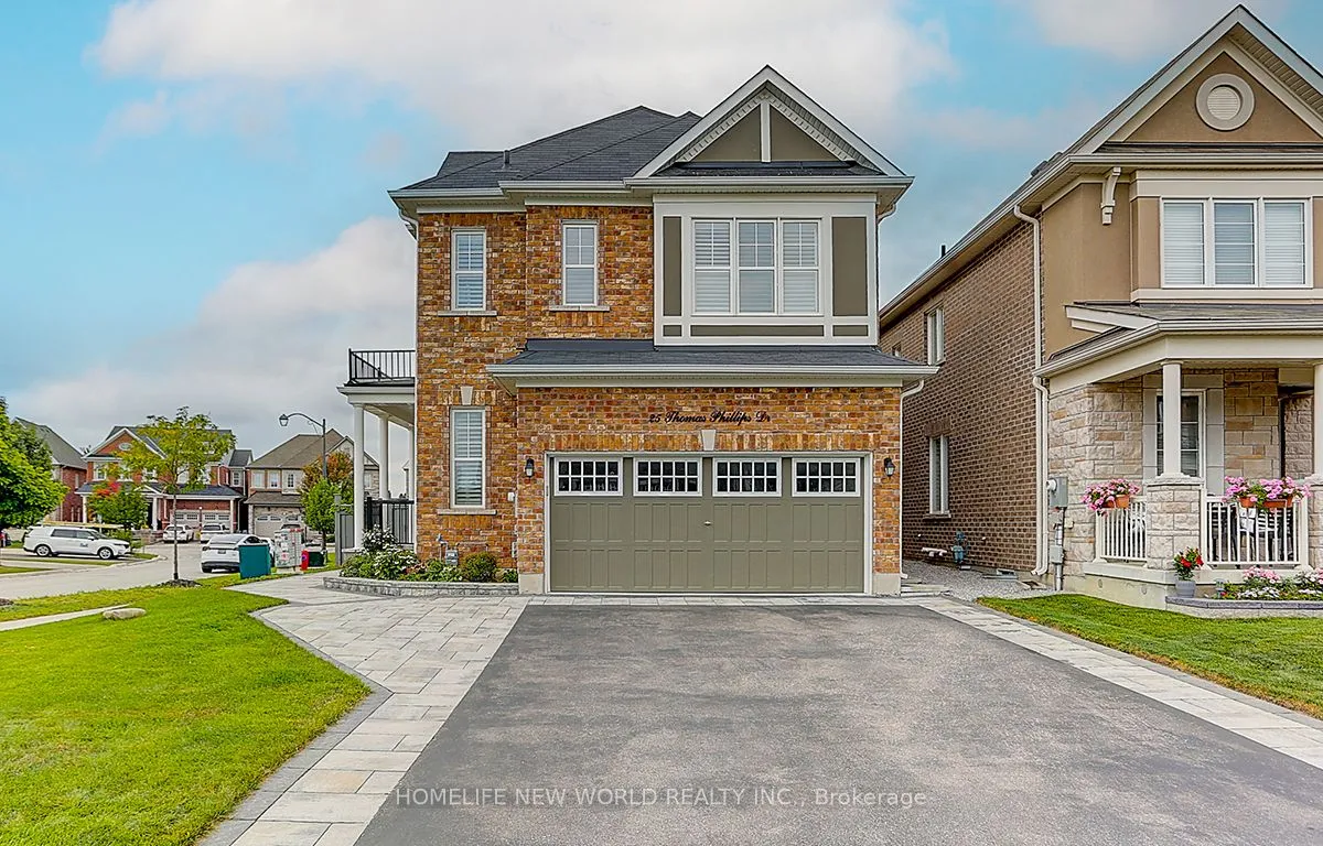 25 Thomas Phillips Dr, Aurora, ON L4G 0X2