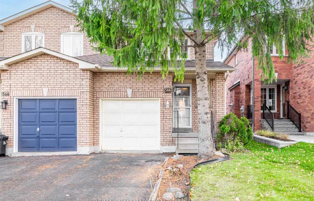 566 Walpole Cres, Newmarket, ON L3X 2B4