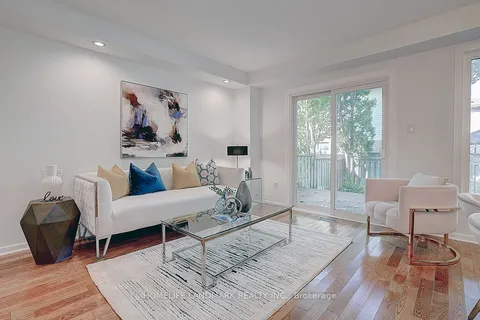 77 Greenbelt Cres, Richmond Hill, ON L4C 5S1