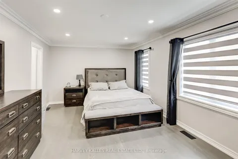 94 Marbella Rd, Vaughan, ON L4H 1L4