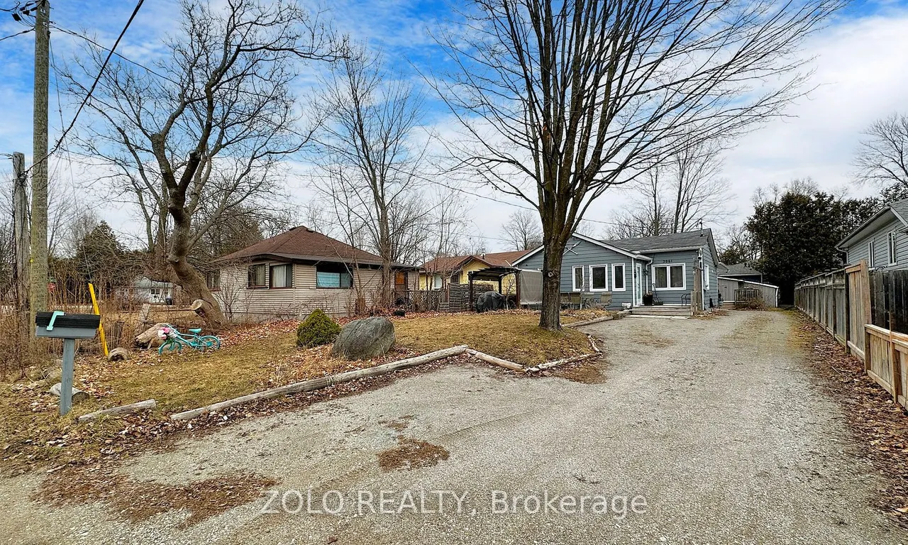 2061 Eastern Ave, Innisfil, ON L9S 4E2