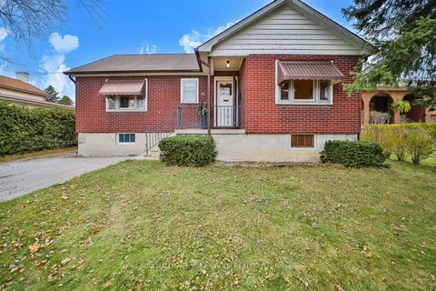 82 Oxford St, Richmond Hill, ON L4C 4L5