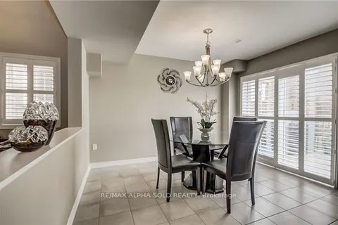 1435 Sheldon St, Innisfil, ON L9S 0H8