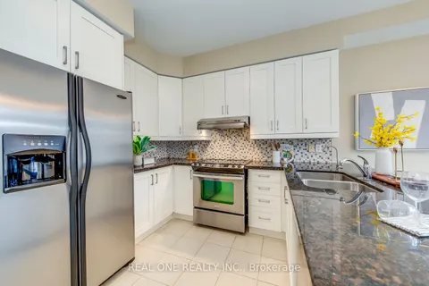 115 Martini Dr, Richmond Hill, ON L4S 2V5