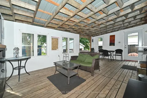 213 Sunset Cres, Innisfil, ON L9S 1J2