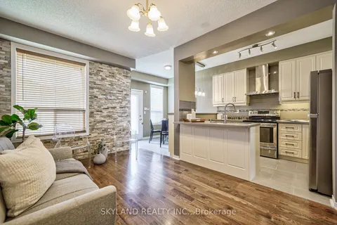 824 Castlemore Ave, Markham, ON L6E 0G8