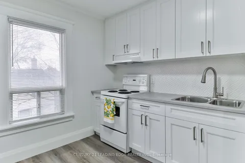 487 EAGLE St, Newmarket, ON L3Y 1K7