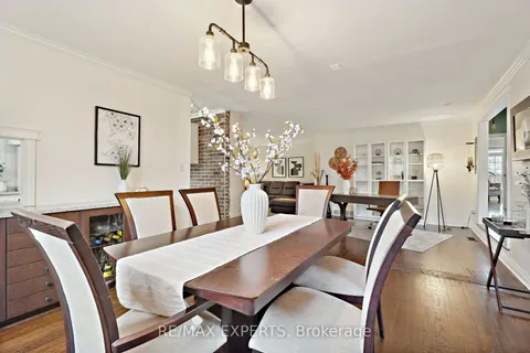 15133 Dufferin St, King, ON L7B 1A7