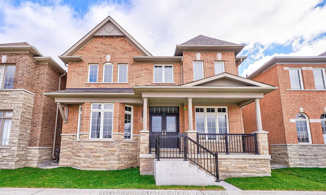 13 Countryside St, Markham, ON L6B 0K8