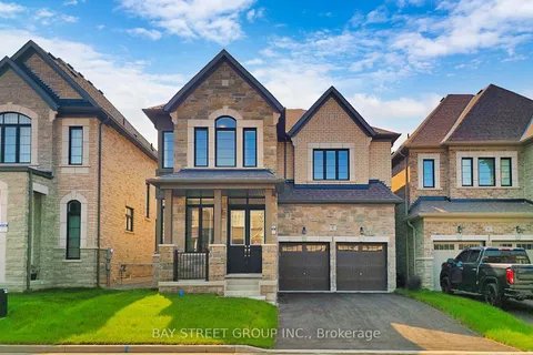 97 Halldorson Ave, Aurora, ON L4G 0C5