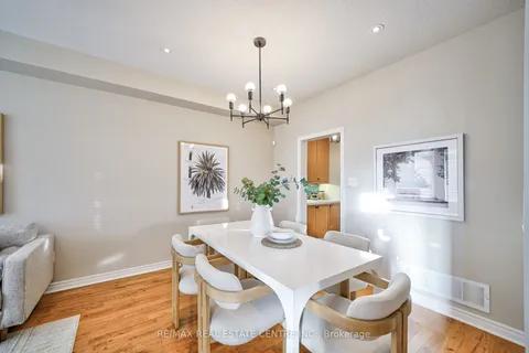 2888 Bur Oak Ave, Markham, ON L6B 1E4