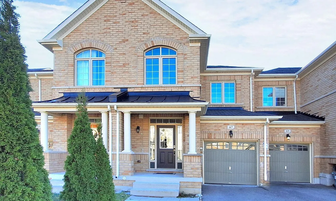 67 Paper Mills Cres, Richmond Hill, ON L4E 0V4