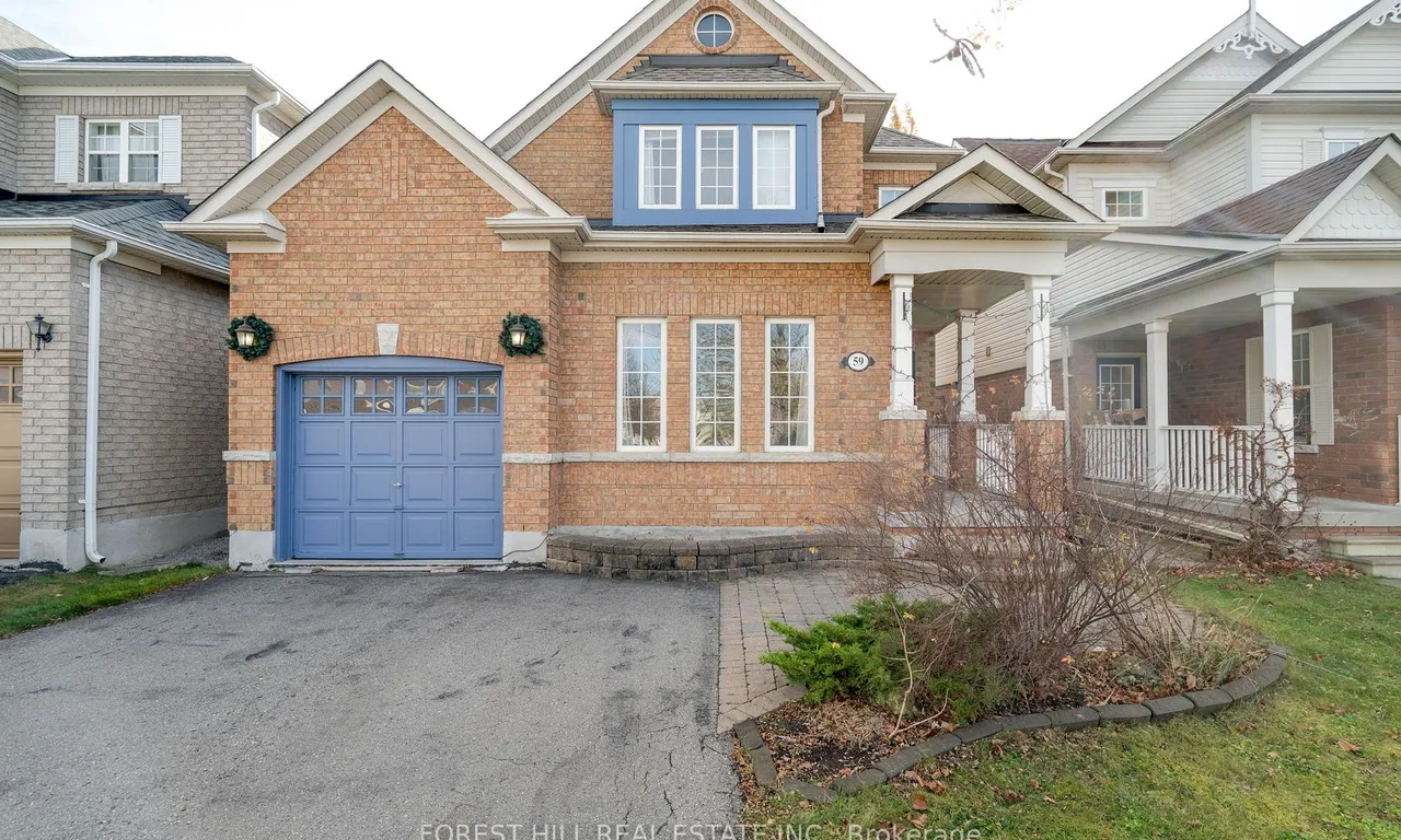 59 Billingham Hts, Aurora, ON L4G 7Y1