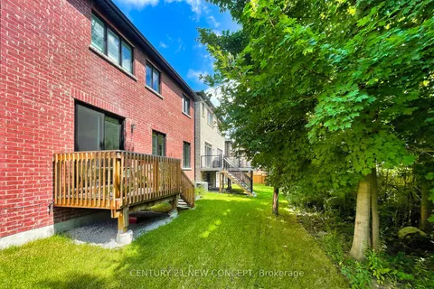 1409 Blackmore St, Innisfil, ON L9S 0P2