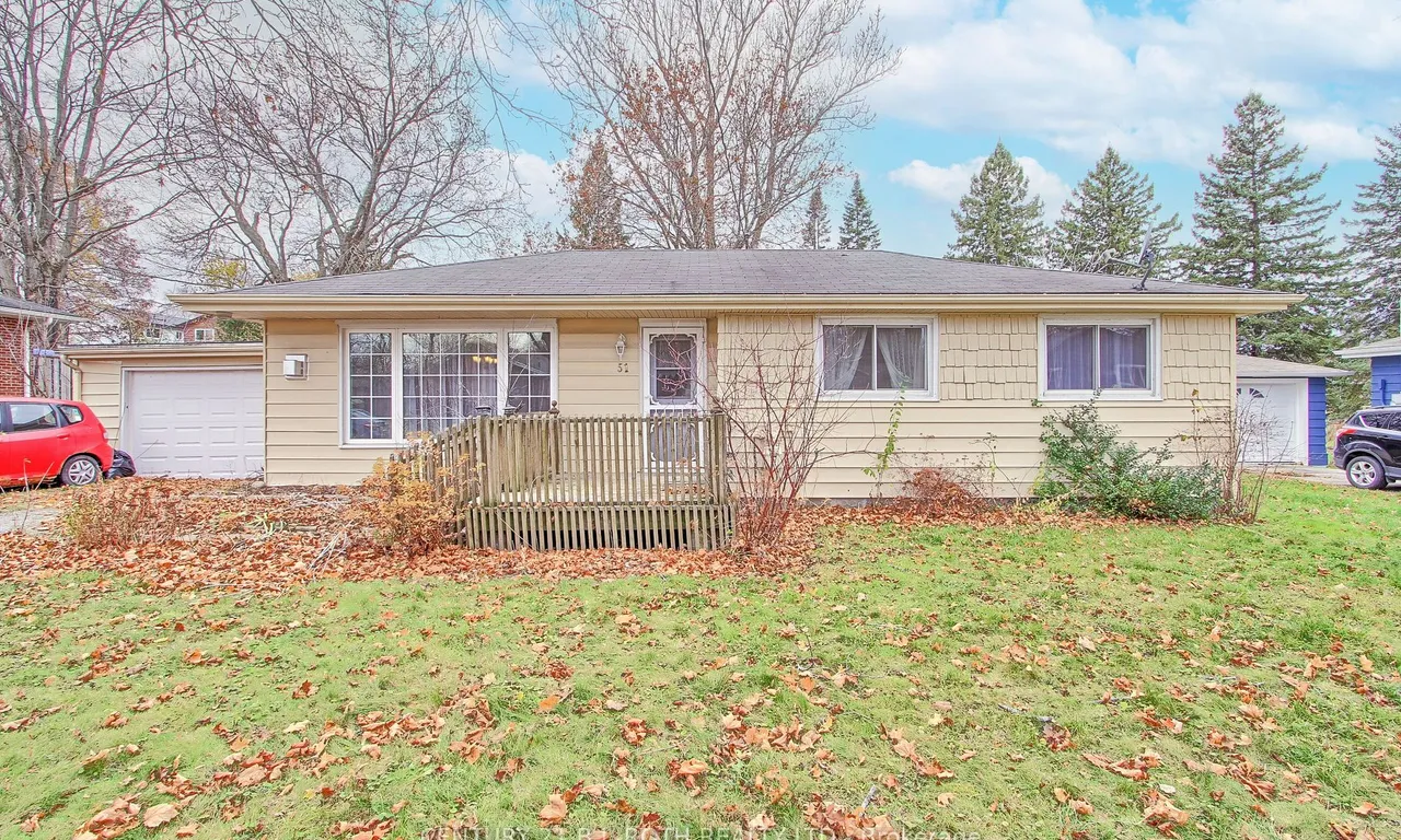 51 Albert St, Brock, ON L0E 1E0