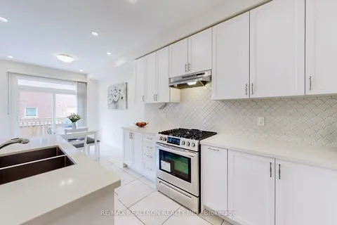 57 Markview Rd, Whitchurch-Stouffville, ON L4A 4W1