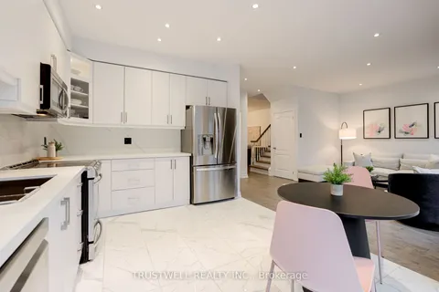 60 Fontebella Ave, Vaughan, ON L4H 2B8